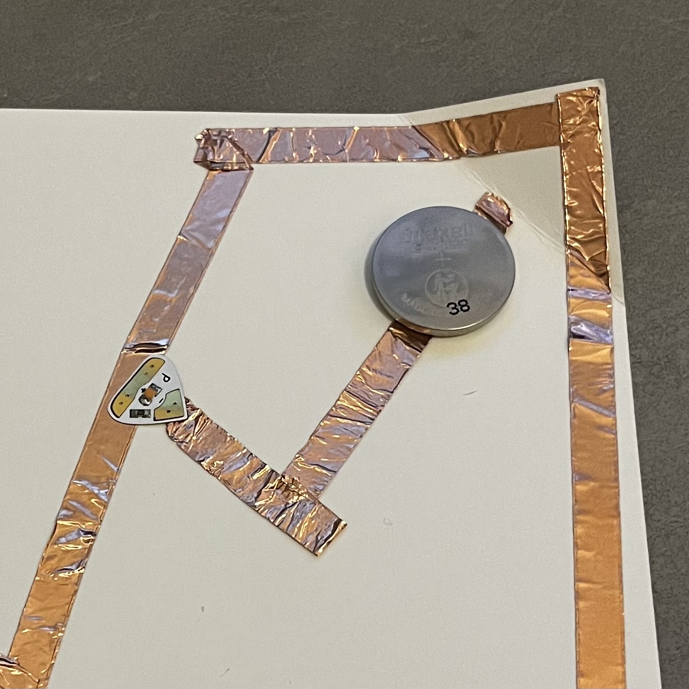 I continued to follow the tutorial, and created a circuit with interaction of folding